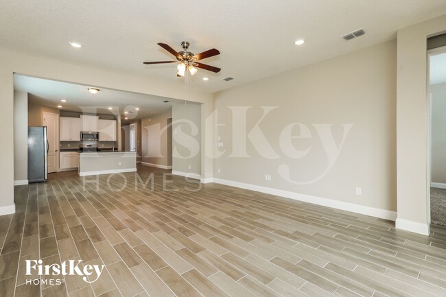 Photo - 377 Broomsedge Cir