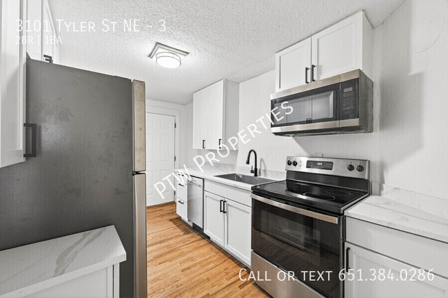 Photo - 3101 NE Tyler St Unidad 3