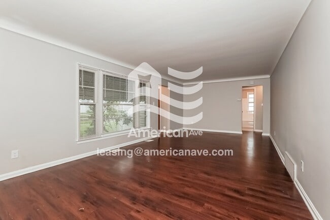 3952 Wendy Dr