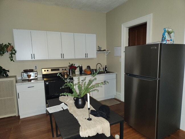 Photo - 2201 15th St Unit Apartment 1F