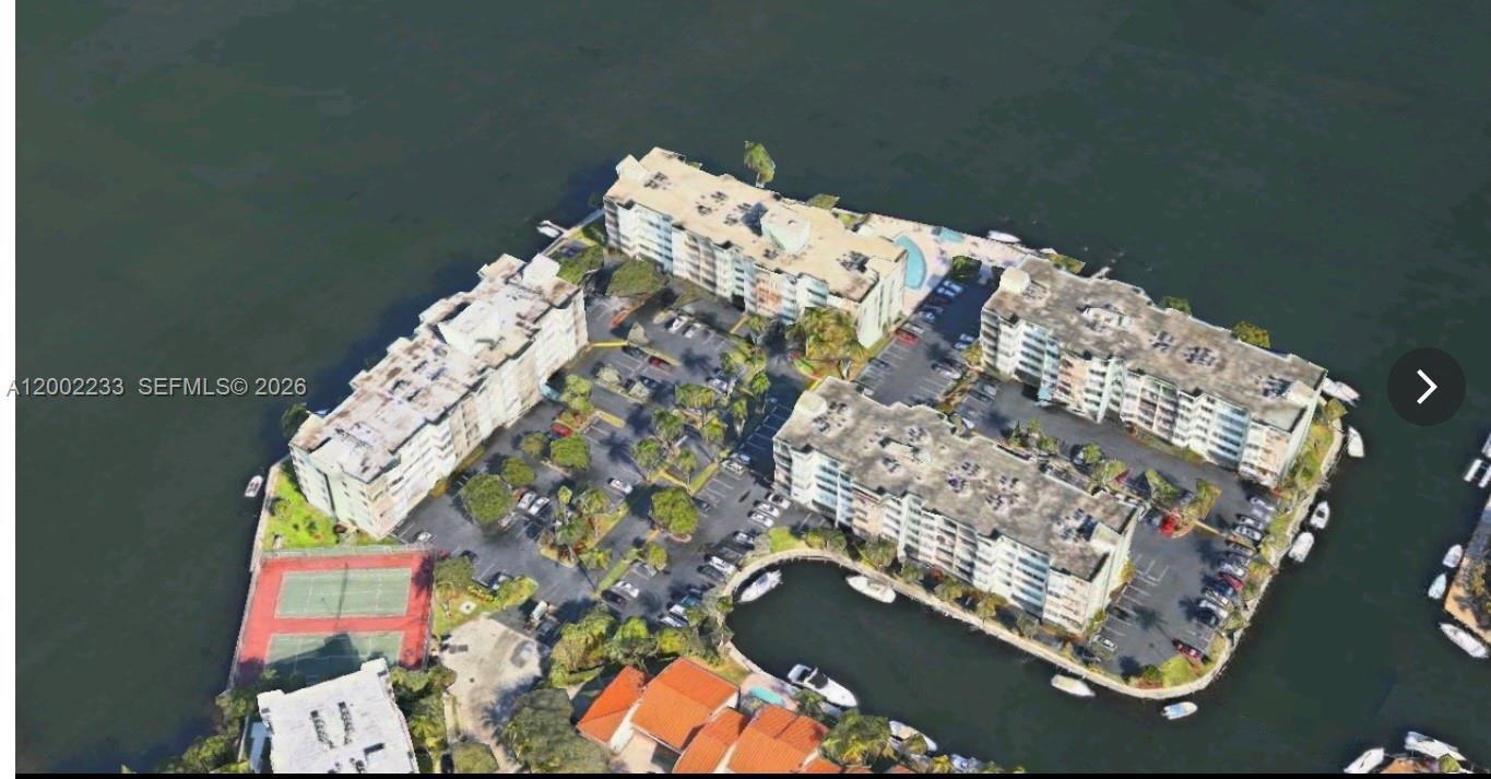 Photo - 16546 NE 26th Ave Unit 3J