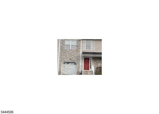 Building Photo - 10 Dina Ln
