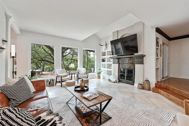 Photo - 6305 5 Acre Wood St Townhome