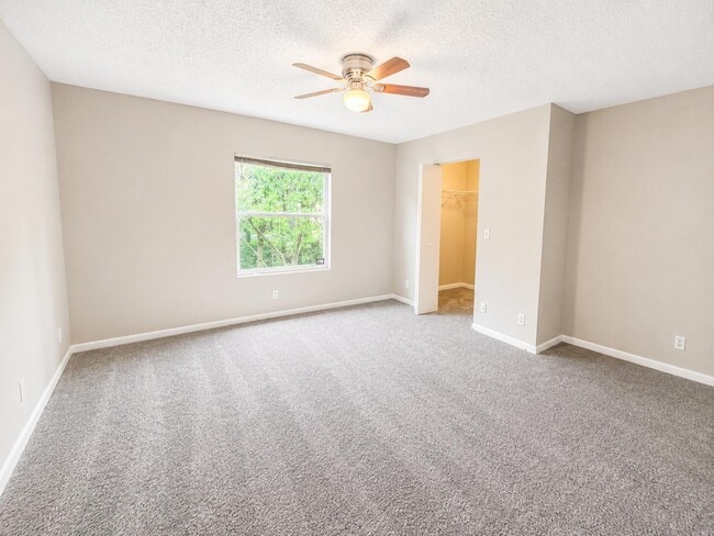 Photo - 6892 Mill Brook Pl