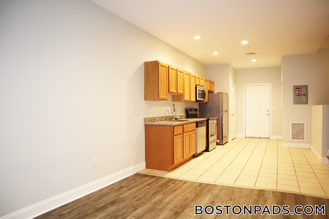 Photo - 26 Portland St Unit 142