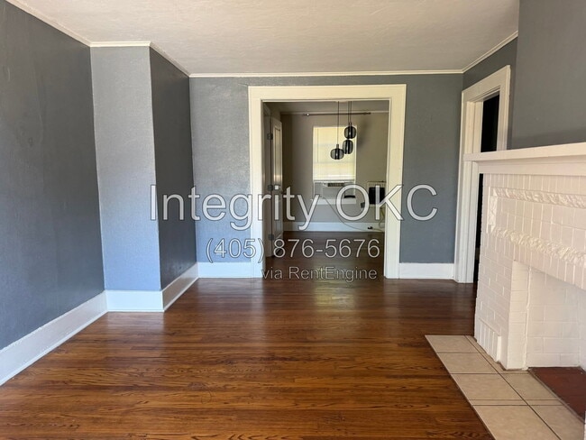 Photo - 305 NW 25th St