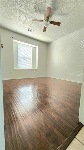 Photo - 2700 Larkspur Ln