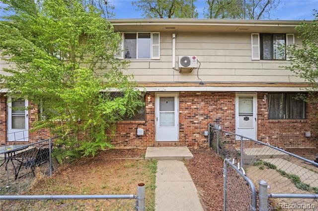 Photo - 205 E Longs Peak Ave