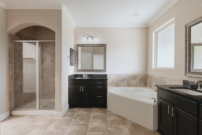 Photo - 411 Via Regatta Dr