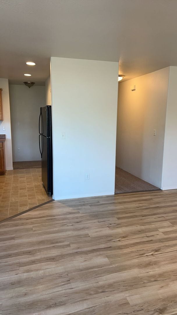 Photo - 3015 Merriman Rd
