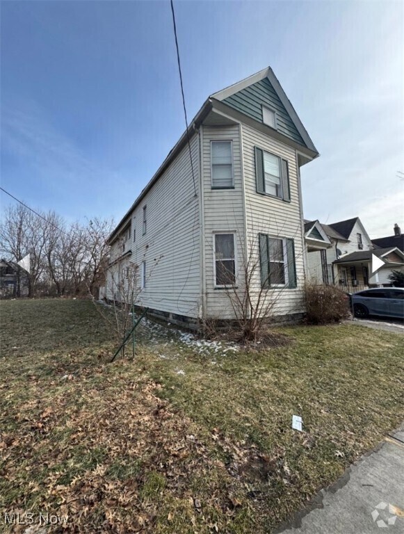 Building Photo - 3821 E 55th St Unit 4 Rental