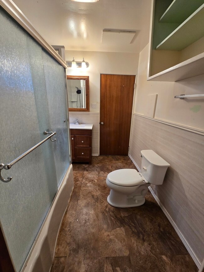 Photo - 902 7th Ave N