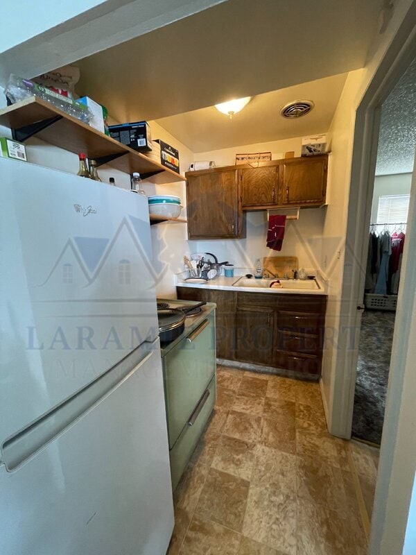 Photo - 706 Downey St Unit 26