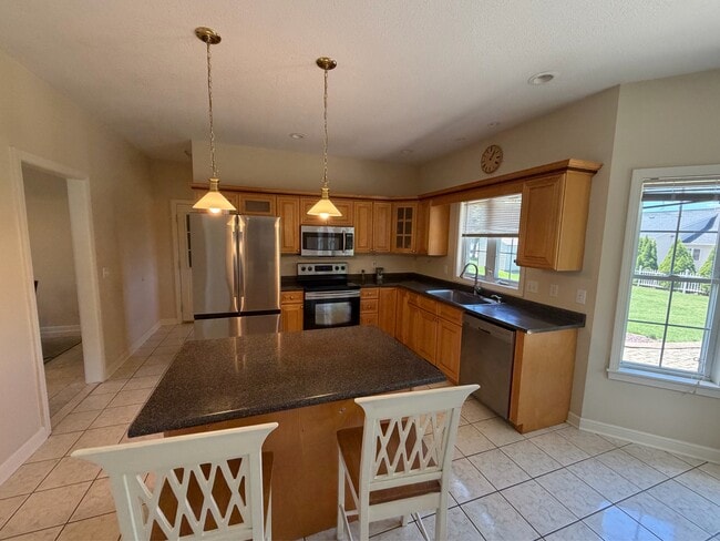 Photo - 233 S Bayshore Dr