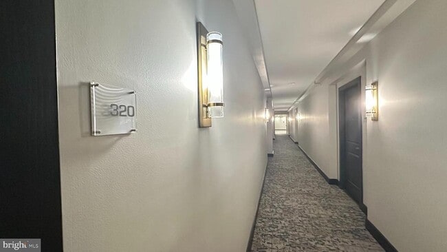 Building Photo - 2001 15th St N Unit 320