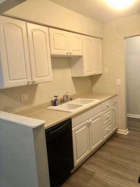 Photo - 125 Shore Ct Unit 302a