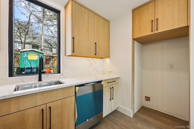 Photo - 325 Manville Rd Unit 202