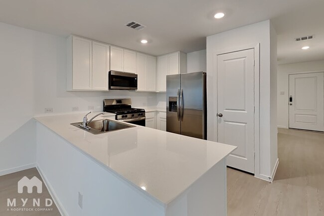 Photo - 940 Capracotta Dr