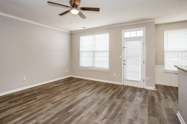 Photo - 4705 Fox Thorne Dr