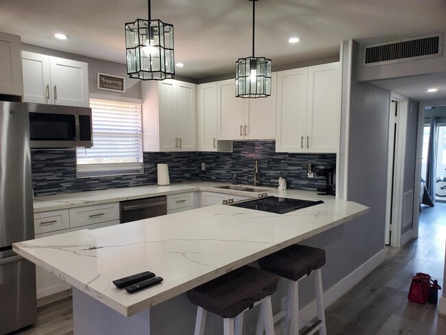 Photo - 564 Saxony Dr Unit 564