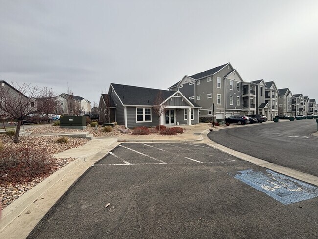 Photo - 3 bedroom condo in Herriman