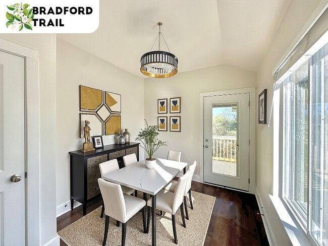 Photo - 1215 Corporate Dr Unidad 116