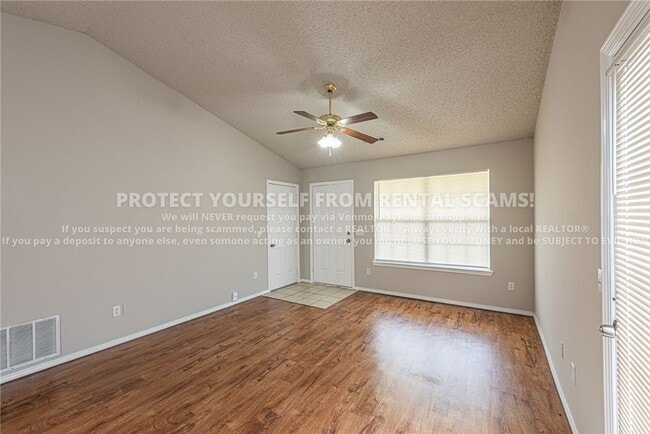 Photo - 3085 W Woodridge Dr
