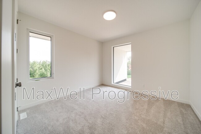 Photo - 6090 Crawford Dr SW