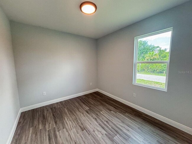 Photo - 6173 Magee St