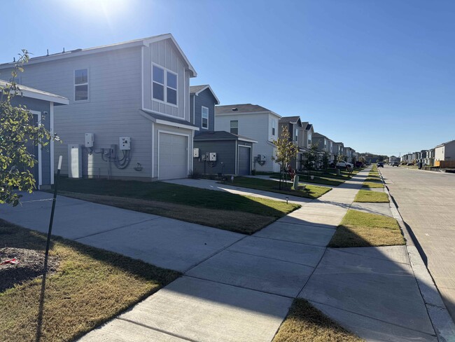 Photo - 807 Sandhill Crane Ln