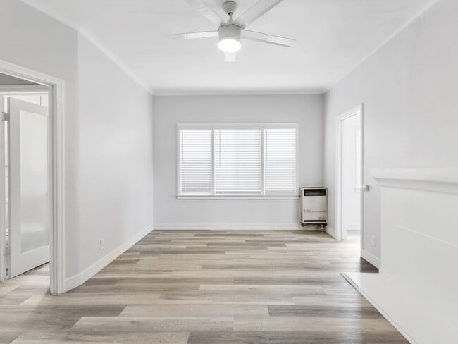 608 W 6th St Unit 03