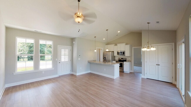 Building Photo - Wimbledon Village Cottages, Unit 5