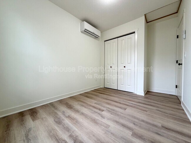 Photo - 310 Allen Ave