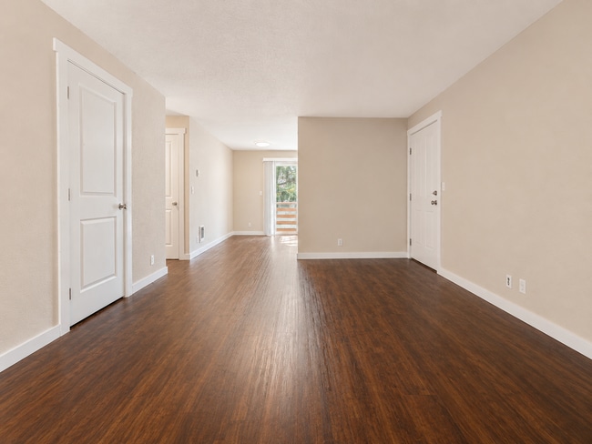 Photo - 310-316 S. Manzanita Court Unit 314