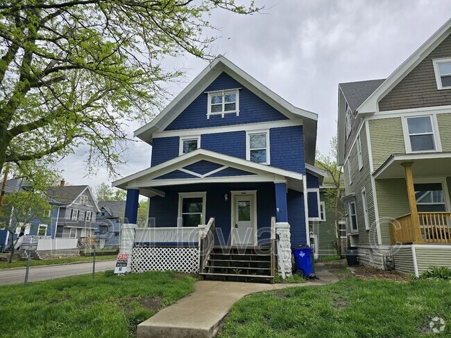 Building Photo - 1500 4th Ave SE Rental