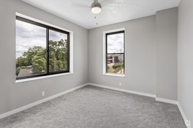 2BR, 2BA - 1,070SF - Bedroom - 44 Wyoming Street
