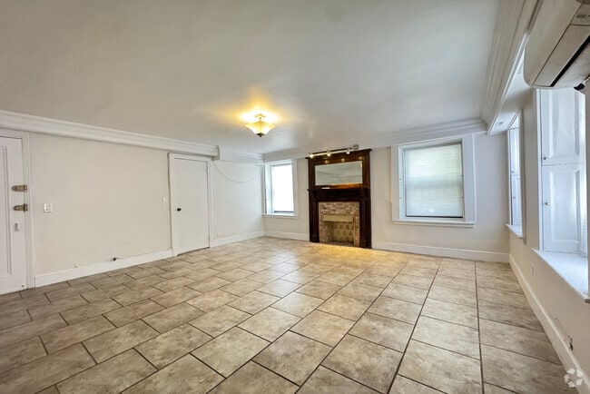 Building Photo - 860 W End Ave Rental