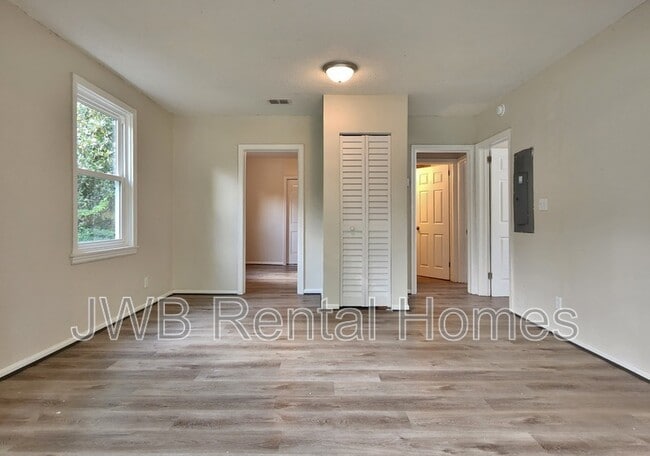 Photo - 1342 W 30th St