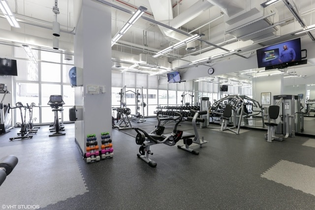 Photo - 655 W Irving Park Rd Unit 5312