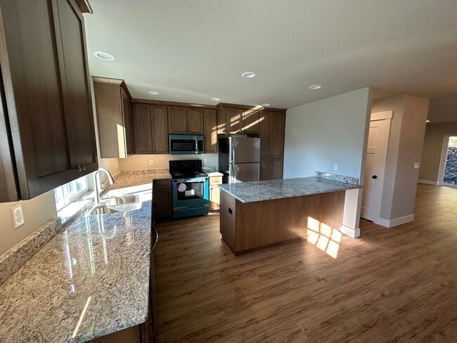 Photo - 00430-400 NW 7th AVE Unit #01