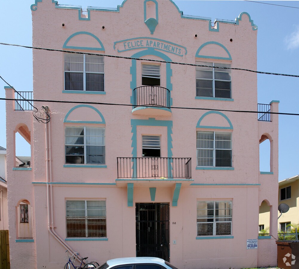 Little Havana Apartments - Little Havana Apartments