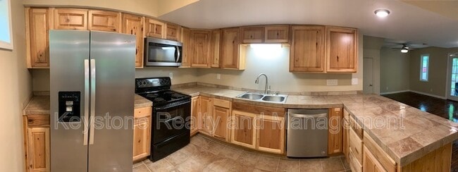 Photo - 145 Daffodil Dr