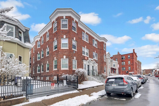 Photo - 105 School St Unit 3