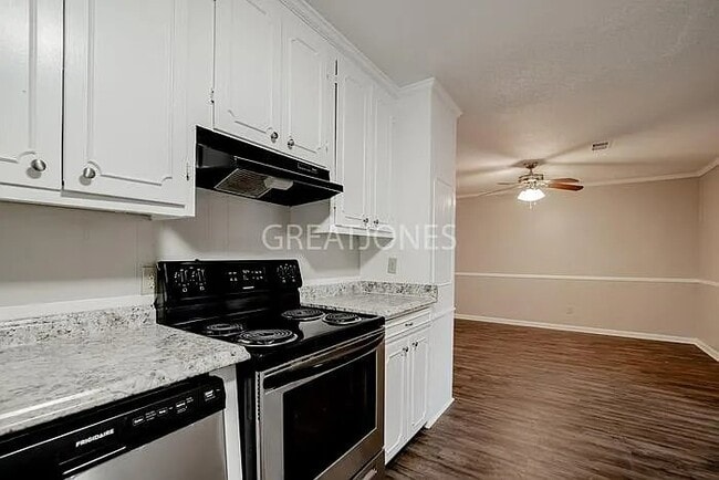Photo - 4712 Brenthaven Rd