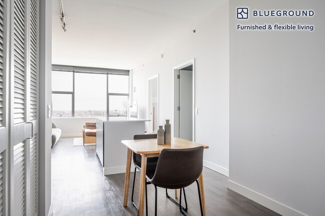 Photo - 1000 S Clark St Unidad FL21-ID1223