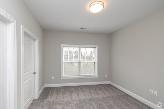 2BR, 2BA - 1,250SF - Second Bedroom