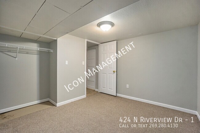 Photo - 424 N Riverview Dr Unit 1