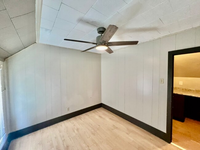 Photo - 1809 S 14th St