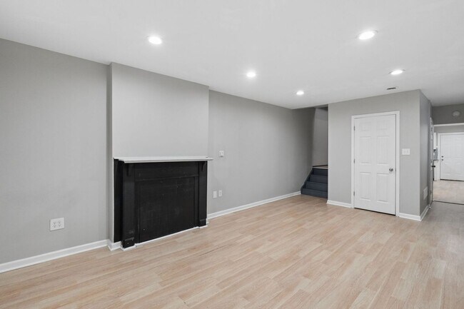 Photo - 76-78-78 Hayden Ave Unidad 76 Hayden Ave