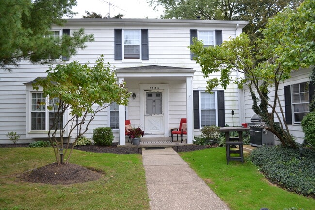 Photo - 8914 Trotter Lane # A